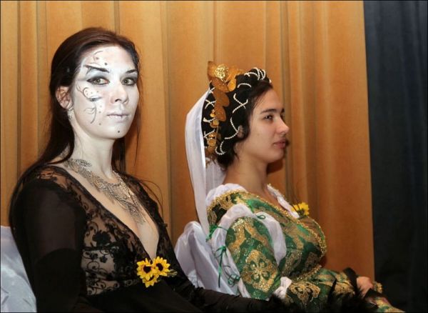 Hemen sakatu irudia tamaina osoan ikusteko